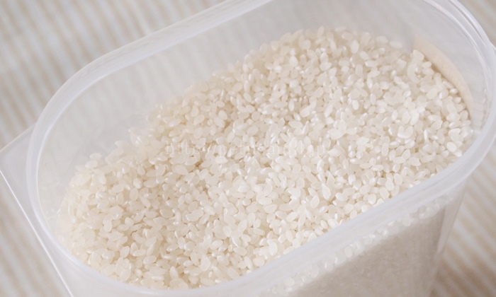 無印良品　米びつ　お米の移し替えについて